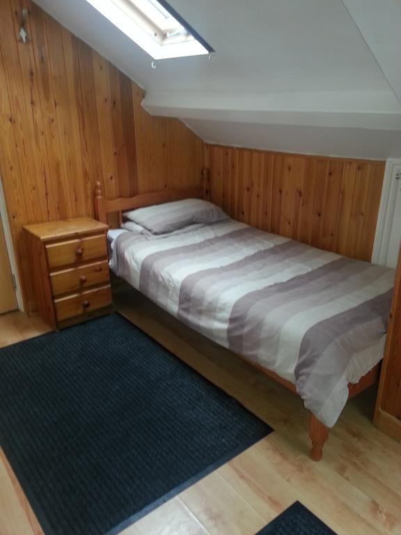 Llanion Lodge Saint Florence Habitación foto